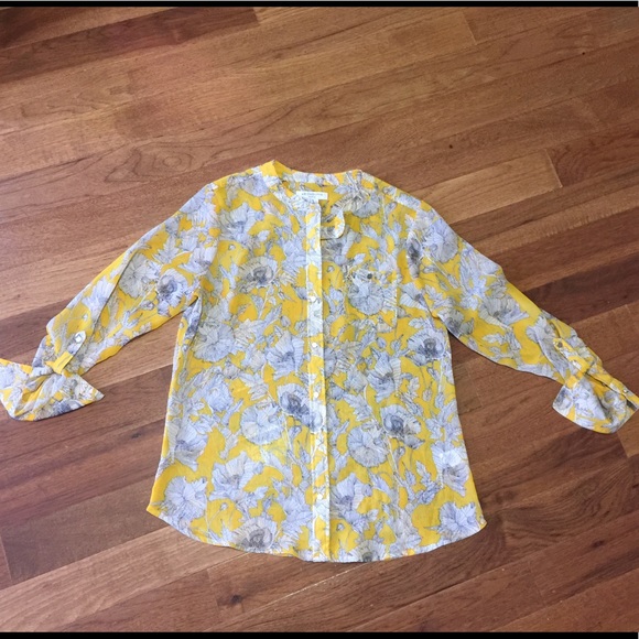 Liz Claiborne Tops - Liz Claiborne | Yellow Top